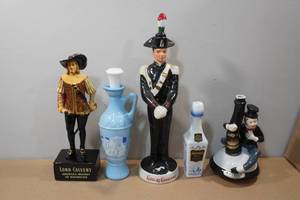 lot 267 image: 5 Vintage Decanters