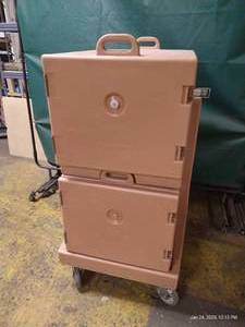 Cambro Insulated Food Carriers With Rolling Cart