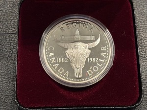1982 Canada Silver Dollar Regina