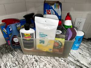 lot 79 image: Household Cleaning Supply Bundle