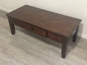 lot 100 image: Wooden Coffee Table with Storage