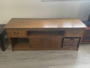 lot 101 image: Solid Wood Media TV Stand Unit