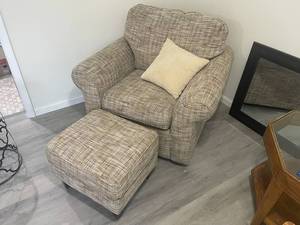 lot 110 image: Plaid Armchair with Ottoman