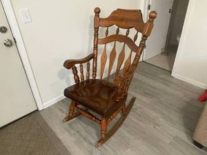 lot 120 image: Classic Wooden Rocking Chair