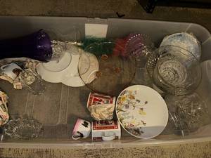 lot 137 image: Assorted Glass & Dinnerware Collection