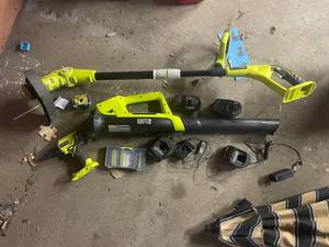 lot 193 image: Ryobi Cordless Tool Set with Batteries