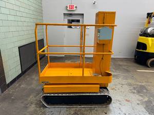 lot 2 image: 2009 SMAC PC40 Track Drive Man Lift