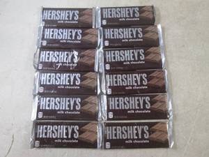 (B-1) 12 Hersheys Milk Chocolate C...