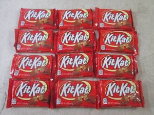 (B-3) 12 Kit Kat Candy Bars Best by...