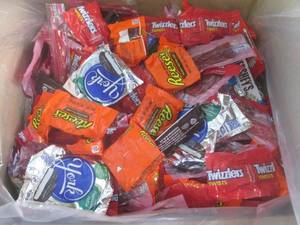 (EC2) 15 Pounds of Assorted Candy D...