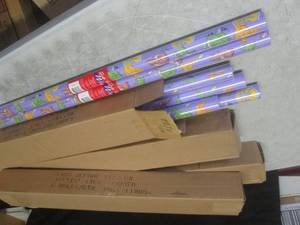 (EW5) 24 Rolls of Gift Wrap Land Be...