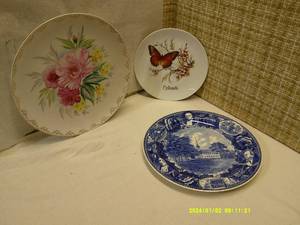 3 Vintage Collectable Decorative Plates