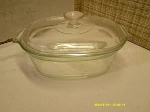 Pyrex Glass Casserole Dish
