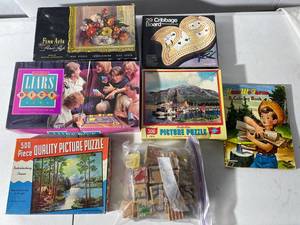 lot 71 image: Vintage Puzzles & Games Lot Jigsaws & Board
