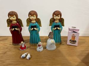 lot 72 image: Vintage Ceramic, etc. Angel Figurine Collection Set