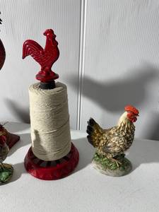 lot 74 image: Rustic Rooster Figurine and Spool Holder Set