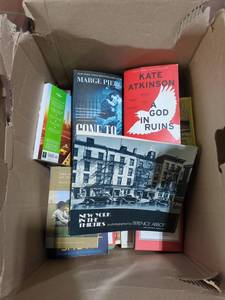 lot 98 image: Diverse Bestseller Book Collection Lot Sale