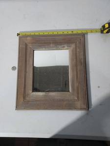 lot 100 image: Set of 3 Decorative Mirrors