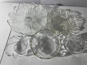 lot 102 image: Vintage Clear Glass Bowls Set of 5 Unique Patterns