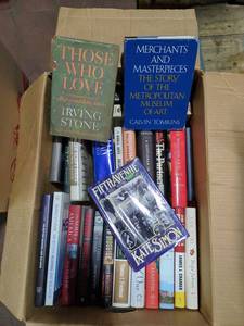 lot 108 image: Mixed Lot of 30 Hardcover Books - History, Art