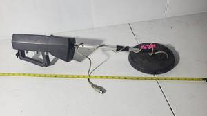 lot 109 image: Micronta 4003 Metal Detector