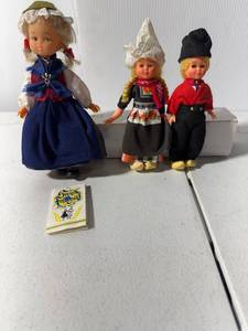 lot 119I image: Vintage Scandinavian  Swedish Folk Dolls
