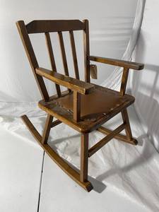 lot 120 image: Vintage Wooden Rocking Chair with Leather Seat