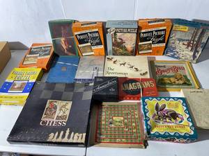 lot 121 image: Vintage Rare Board Games & Puzzles Collection