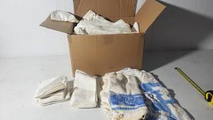 lot 154 image: Vintage Linen Tablecloths & Napkins