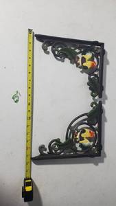 lot 155 image: Decorative Rooster Shelf Brackets Set