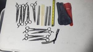 lot 161 image: Vintage Professional Barber Hair Cutting Scissor Comb Set