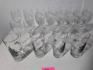 lot 169 image: Glassware Set Wine & Holiday Highball