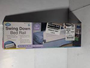 lot 181 image: Regalo Swing Down Bed Rail 55