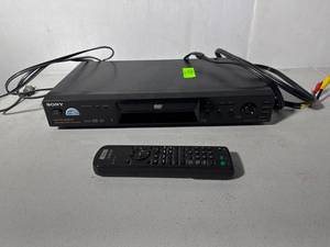 lot 183 image: Sony DVDCD Player with Remote