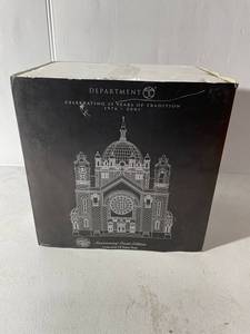 lot 188 image: Department 56 Cathedral of St Paul Special Edition
