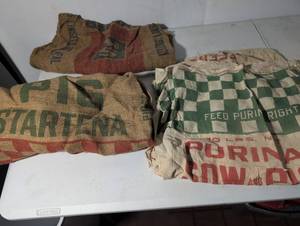 lot 190 image: Vintage Purina Feed Bags Collection