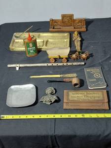 lot 224 image: Vintage Collectible Lot Singer Oil, Wood Pipe, Figurines