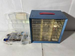 lot 242 image: Vintage Sewing Organizer with Threads, Needles & Accessories