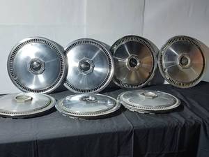 lot 262 image: Vintage Car Hubcaps Set