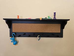 lot 67 image: Wall-Mounted Coat and Key Rack with Cork Board