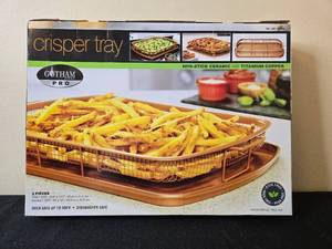 lot 94 image: Gotham Steel Pro Crisper Tray Set of 2