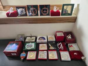 lot 213 image: Collection of Decorative Christmas Ornaments and Keepsakes