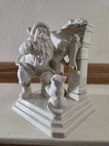 lot 214 image: Mikasa Holiday Elegance Santa Figurine with Fireplace