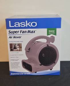 lot 107 image: Lasko Super Fan Max Air Mover