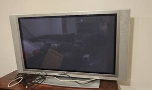 lot 119 image: Zenith Plasma Display Panel HDTV with Sony Blu-ray Player - untested