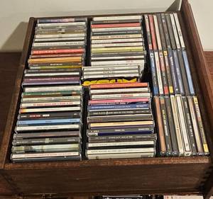 lot 120 image: Large Collection of Mixed CDs and DVDs