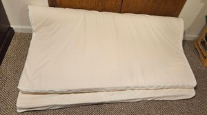 lot 250 image: Foldable Foam Mattress