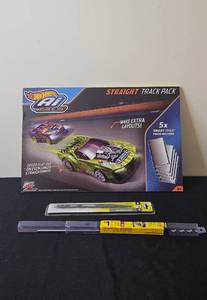 lot 9 image: Hot Wheels Straight Track Pack with 5 Pieces, Drill Bit, and Saw Blade