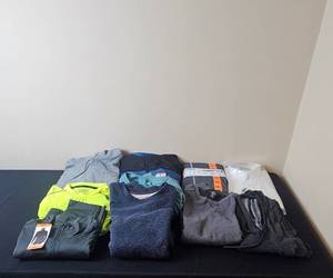 lot 391 image: Collection of Mens Clothing including Shirts, Hoodies, and Pants (XL-XXL)