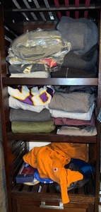 lot 248 image: Collection of Assorted Clothing Pieces Including Sweatshirts and T-Shirts - SZs XL-XXL